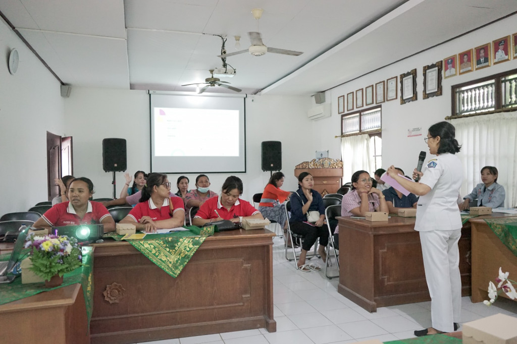 Bimbingan Teknis Peningkatan Kapasitas Kader Bina Keluarga Balita (BKB)